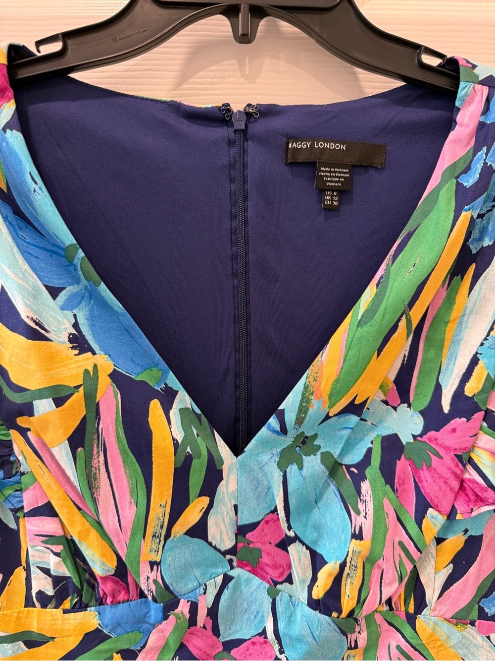 Floral Ruffle V-Neck Maxi Dress Size M Navy/Aqua - Picture 6 of 14